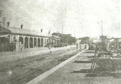 File:Old Zhengzhou Railway Station.jpg