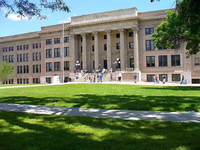 File:Pueblo Central High School.jpg