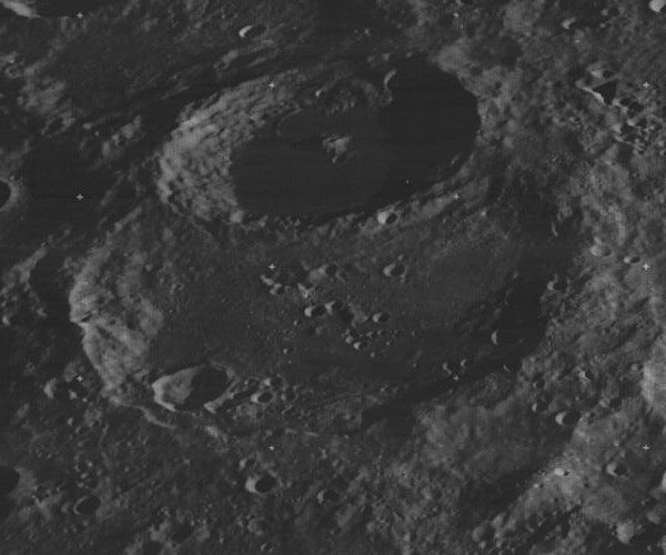 File:Roche and Pauli craters 3121 med.jpg