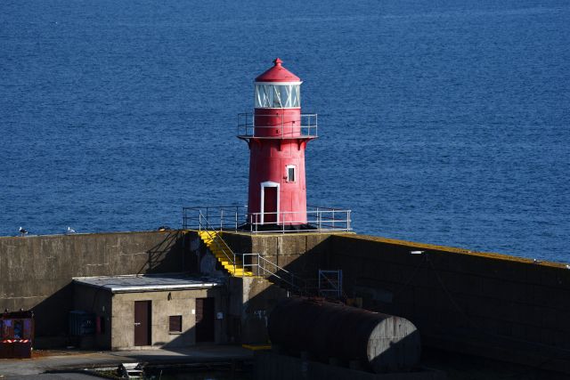 File:Rosslare Harbour Lighthouse.jpg