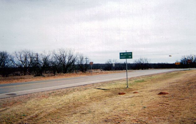 File:Texas 208 at 380.jpg