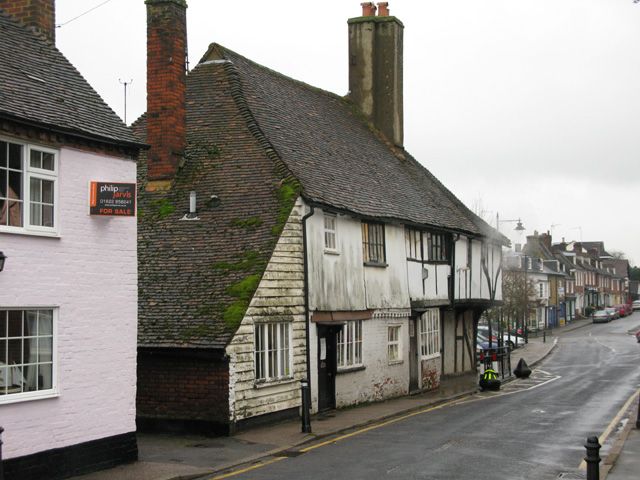 File:Corner House, Lenham.jpg