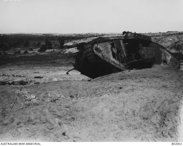 File:Disabled Tank Gaza 1917.jpg