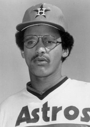 File:Gil Rondon - Houston Astros - 1976.jpg