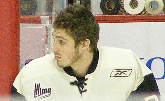 File:Jonathan Roy durant un jeu de Remparts.png