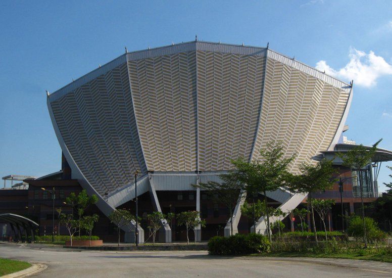 File:Shah Alam Royale Theatre.jpg