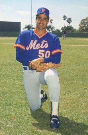 File:Sid Fernandez 1986 by Barry Colla.jpg