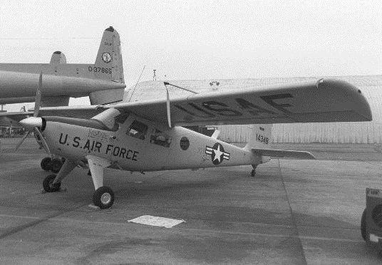 File:Helio U-10D Courier.jpg