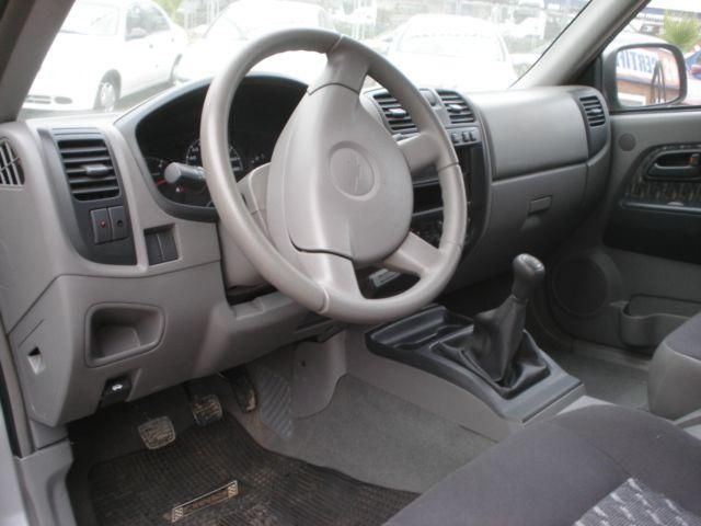 File:Interior Luv D-Max.JPG