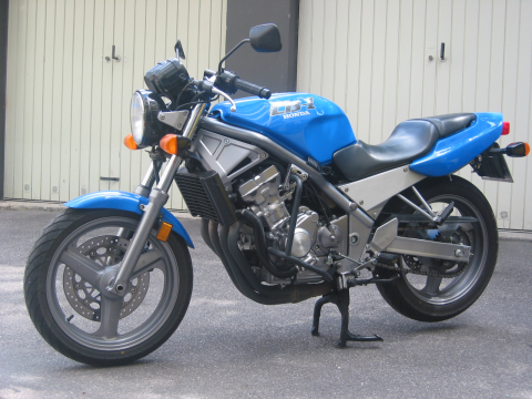 File:Motorcycle honda cb1 1992.png