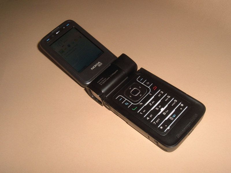 File:Nokia N93i Open.JPG