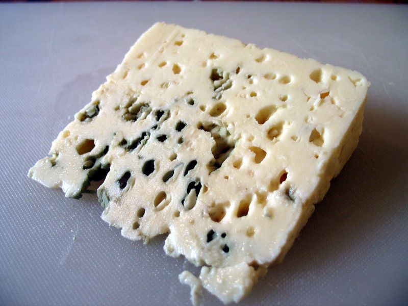 File:Roquefort.jpg