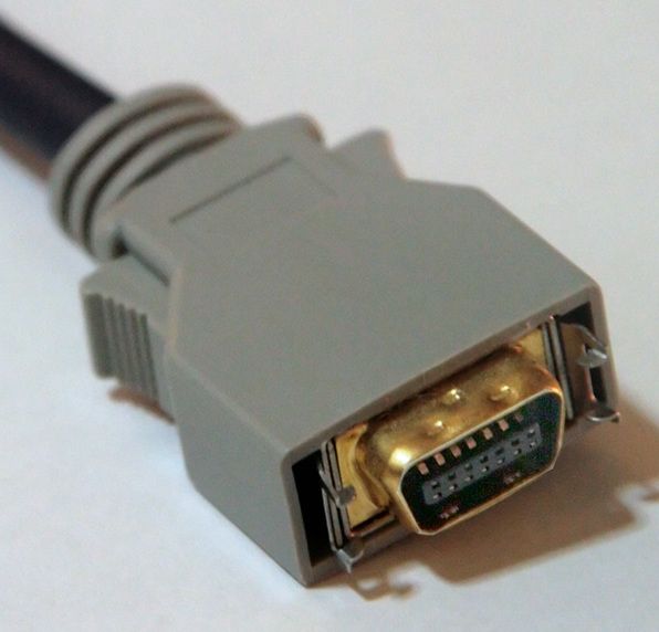 File:D4 video connector (cropped).jpg