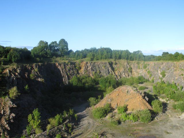 File:Fairycavequarry.jpg