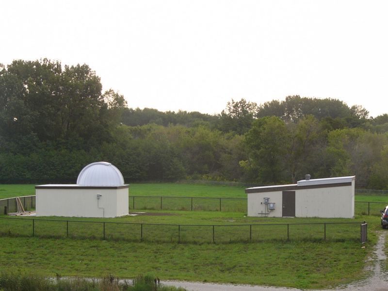 File:Glen D. Riley Observatory.jpg