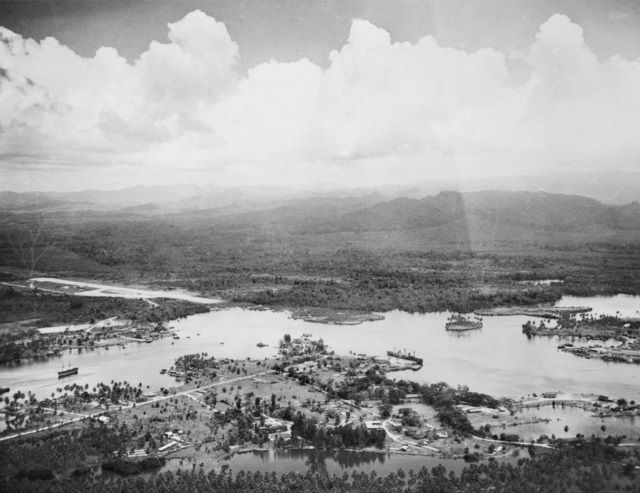 File:Madang October 1945 (AWM image P02257.025).JPG