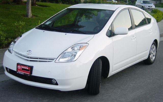 File:Prius2004DsideFQ.JPG