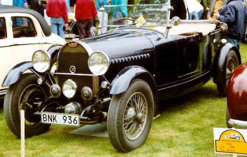 File:Bugatti Typ 49 Tourer 1929.jpg