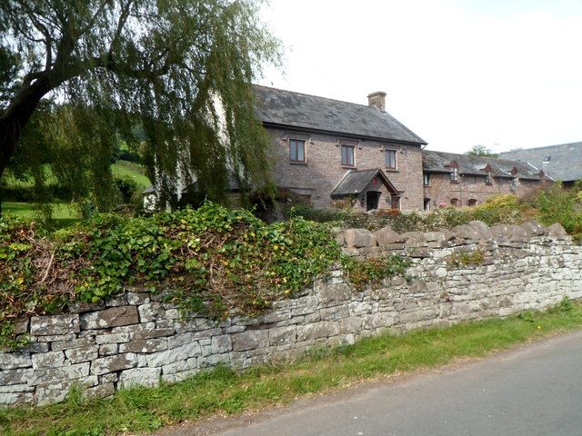 File:Farmhouse, Aber Farm, Aber village (geograph 3366935).jpg