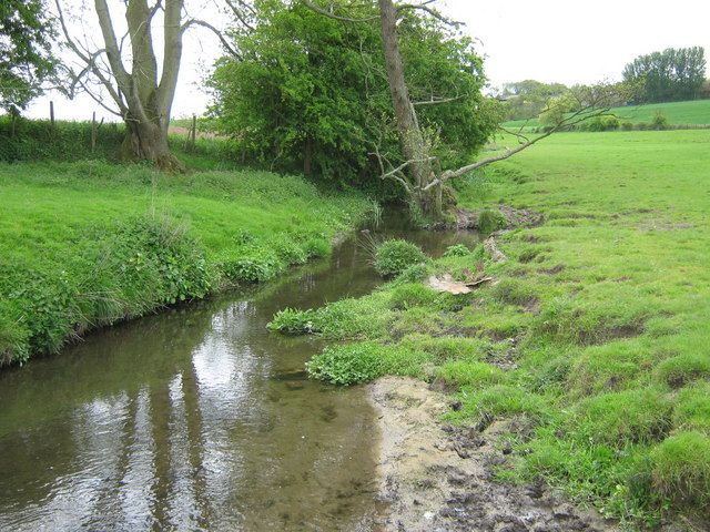 File:Great Stour near Hubbards Farm.jpg