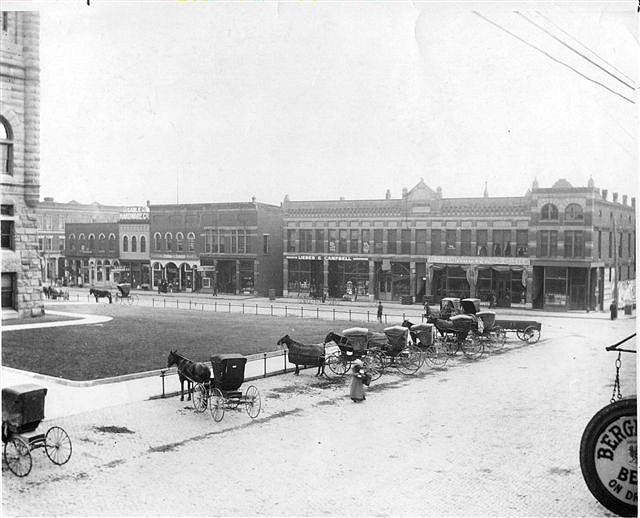 File:Hartford City Square 1908.JPG