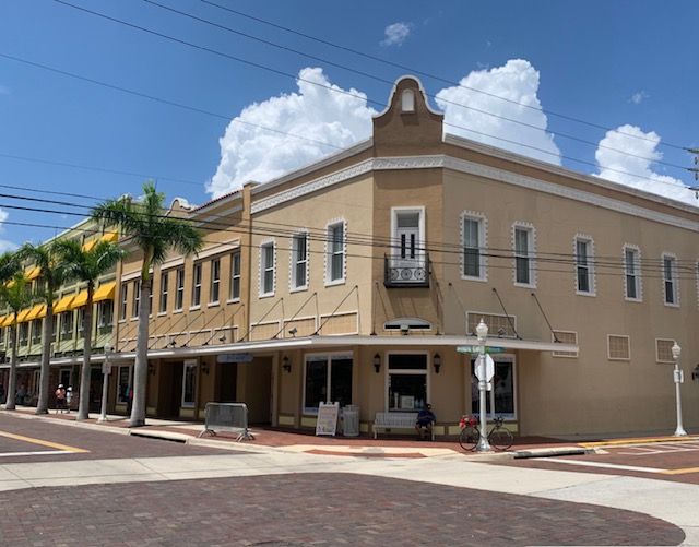 File:Heitman Building, Fort Myers, Florida.jpg