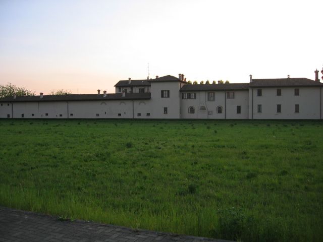 File:La Cascina Sant'Ambrogio.JPG