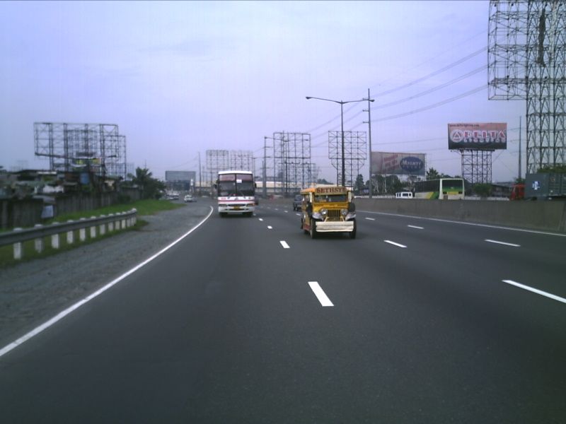 File:NLEX 8 Lanes.jpg