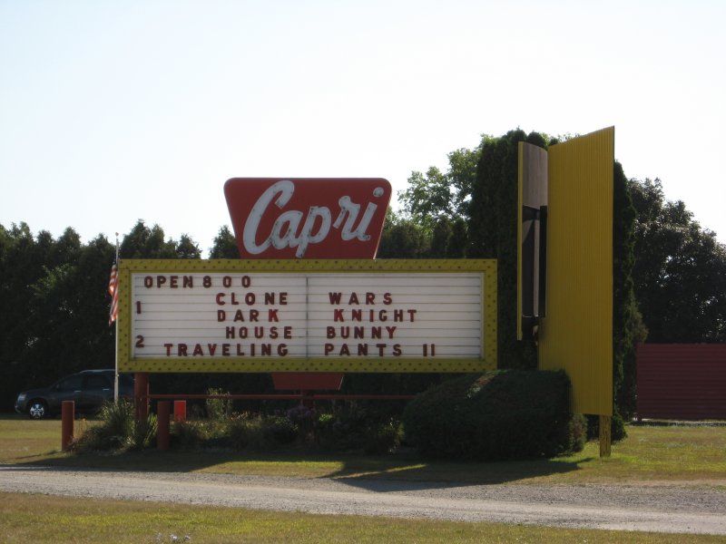 File:Capri Drive-In sign.jpg