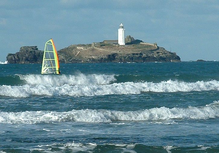 File:GodrevyLightHouse.JPG