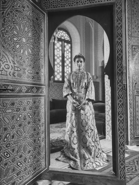 File:Princesse Lalla Fatima-Zohra, 1949.jpg