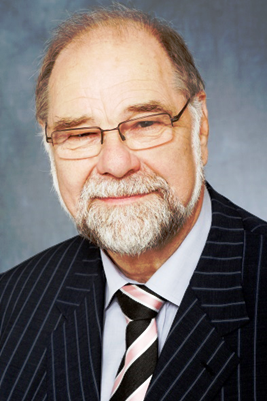 File:Prof. Dr.Hartmut Vogtmann.png