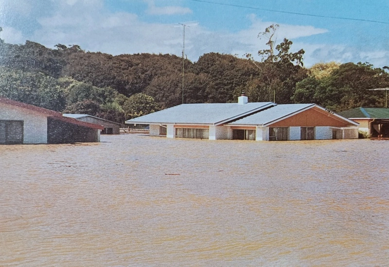 File:1984 Southland floods.png