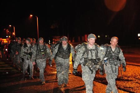 File:4th SBCT soldiers complete final ‘Manchu Mile’.jpg