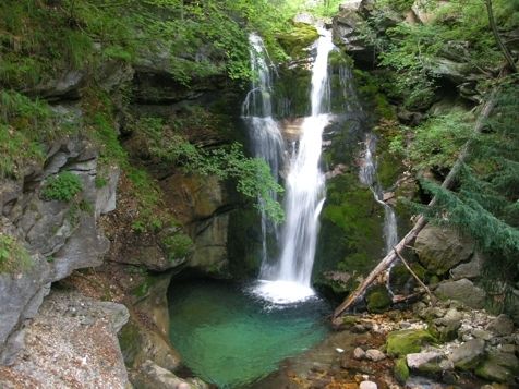 File:Babuna waterfall.jpg