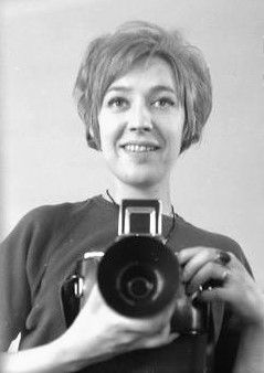 File:Grażyna Rutowska (1976).jpg