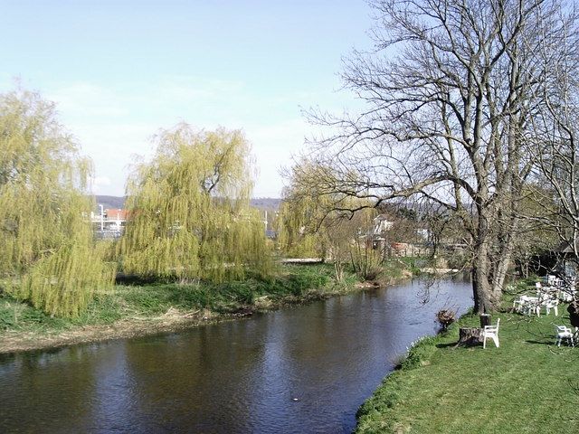 File:Great Stour at Wye.jpg