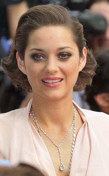 File:Marion Cotillard (July 2009) 1.jpg