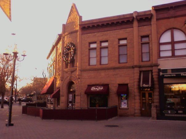 File:Old Town off Mountain Avenue.jpg