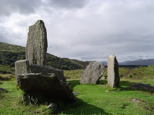 File:Uragh Stone Circle (2).jpg