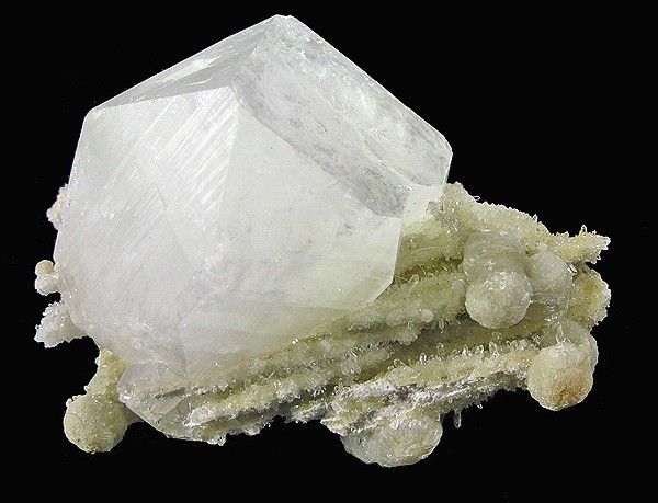 File:Apophyllite-(KF)-Gyrolite-145017.jpg