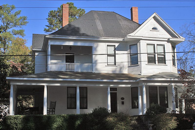 File:Fuquay-Varina Ballentine Spence House.jpg