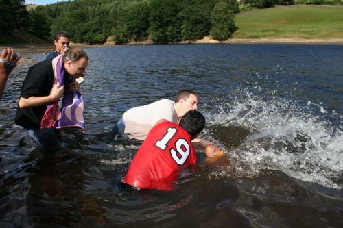 File:Jesus-army-baptism.jpg