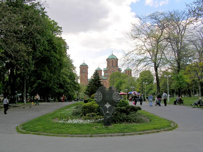 File:Tašmajdan Park.jpg