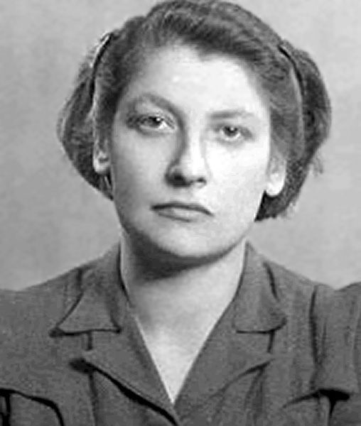 File:Zivia (Cywia) Lubetkin before WWII.jpg