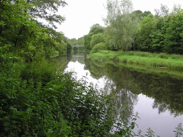 File:Camowen River - geograph.org.uk - 1364059.jpg