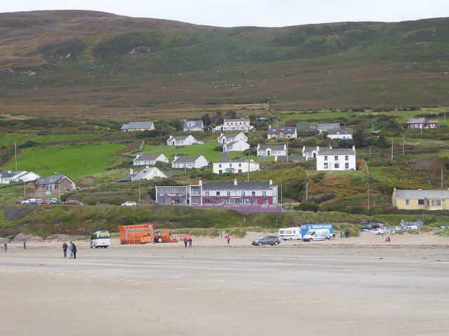 File:Inch village - geograph.org.uk - 4669520.jpg