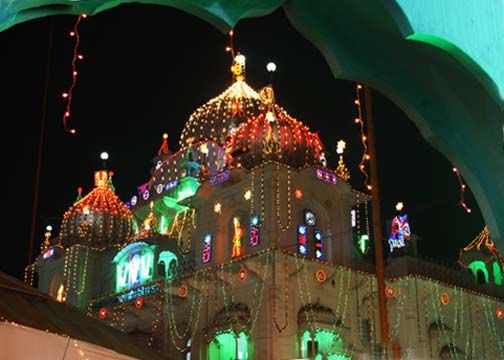 File:Takht Harmandir Saheb during Prakash Utsav.jpg