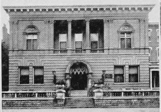 File:1915 StandardClubPhoto.png