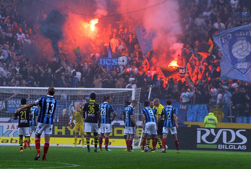 File:Djurgårdens IF Fans.jpg